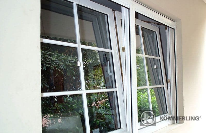Ventana oscilobatiente detalle